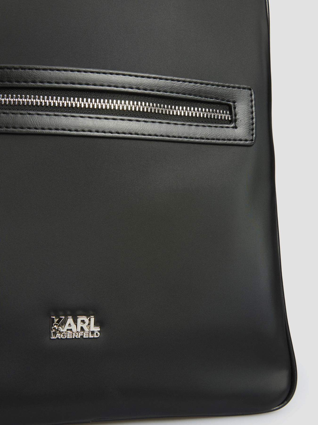 Рюкзаки Karl Lagerfeld модель 543113.805908;990 Рюкзаки Karl Lagerfeld модель 543113.805908;990 Фото