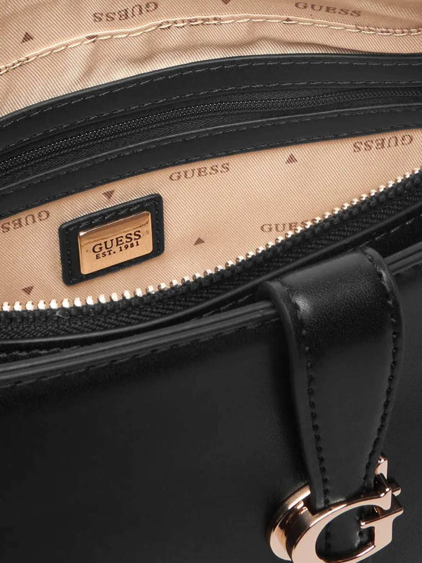 Сумки GUESS модель HWVG98.96080;BLA Сумки GUESS модель HWVG98.96080;BLA Фото