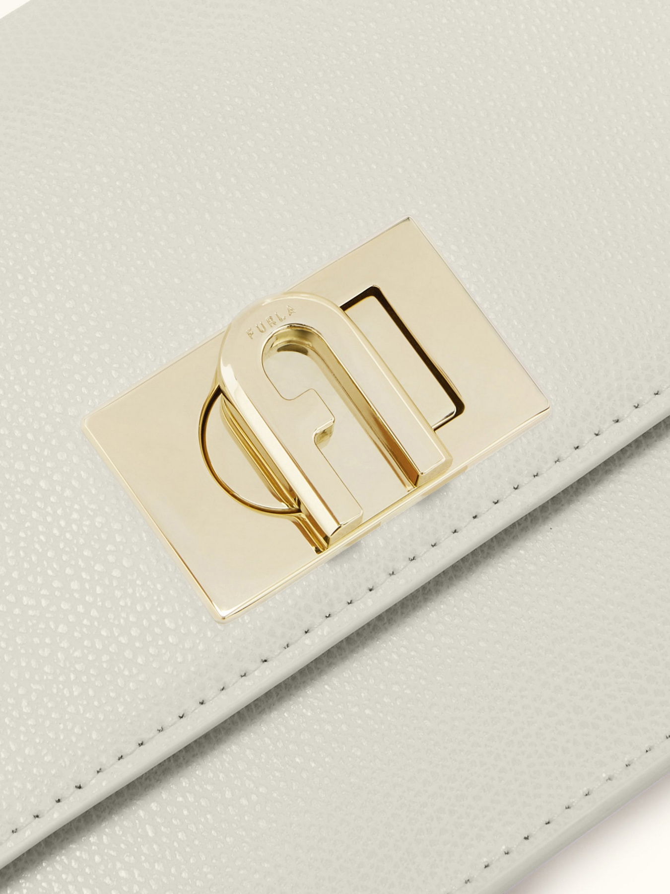 Сумки Furla модель BAFKACOARE000PNN009161 Фото