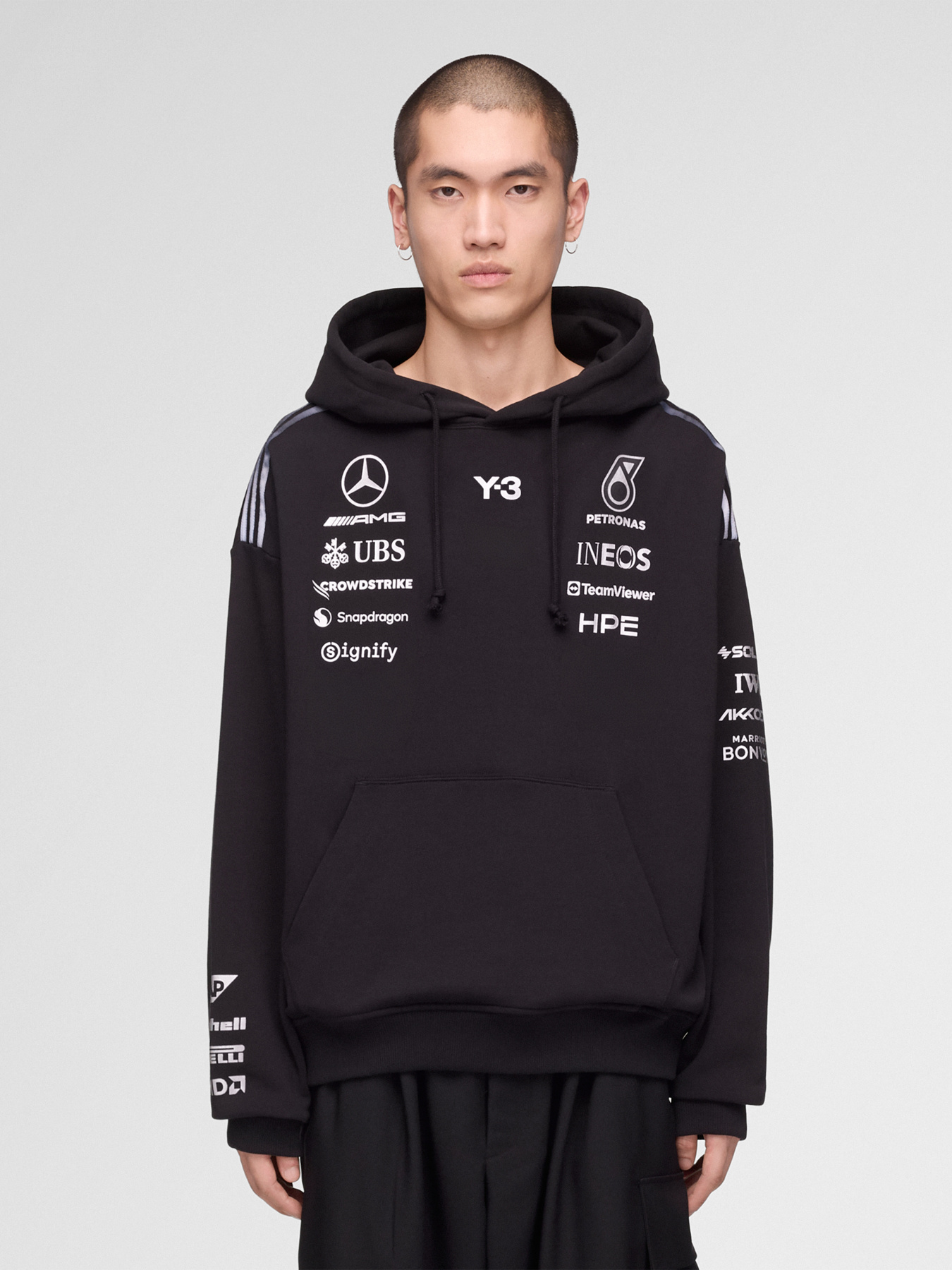 Худи и свитшоты Adidas модель KR2392 Худи и свитшоты Adidas модель KR2392 Фото