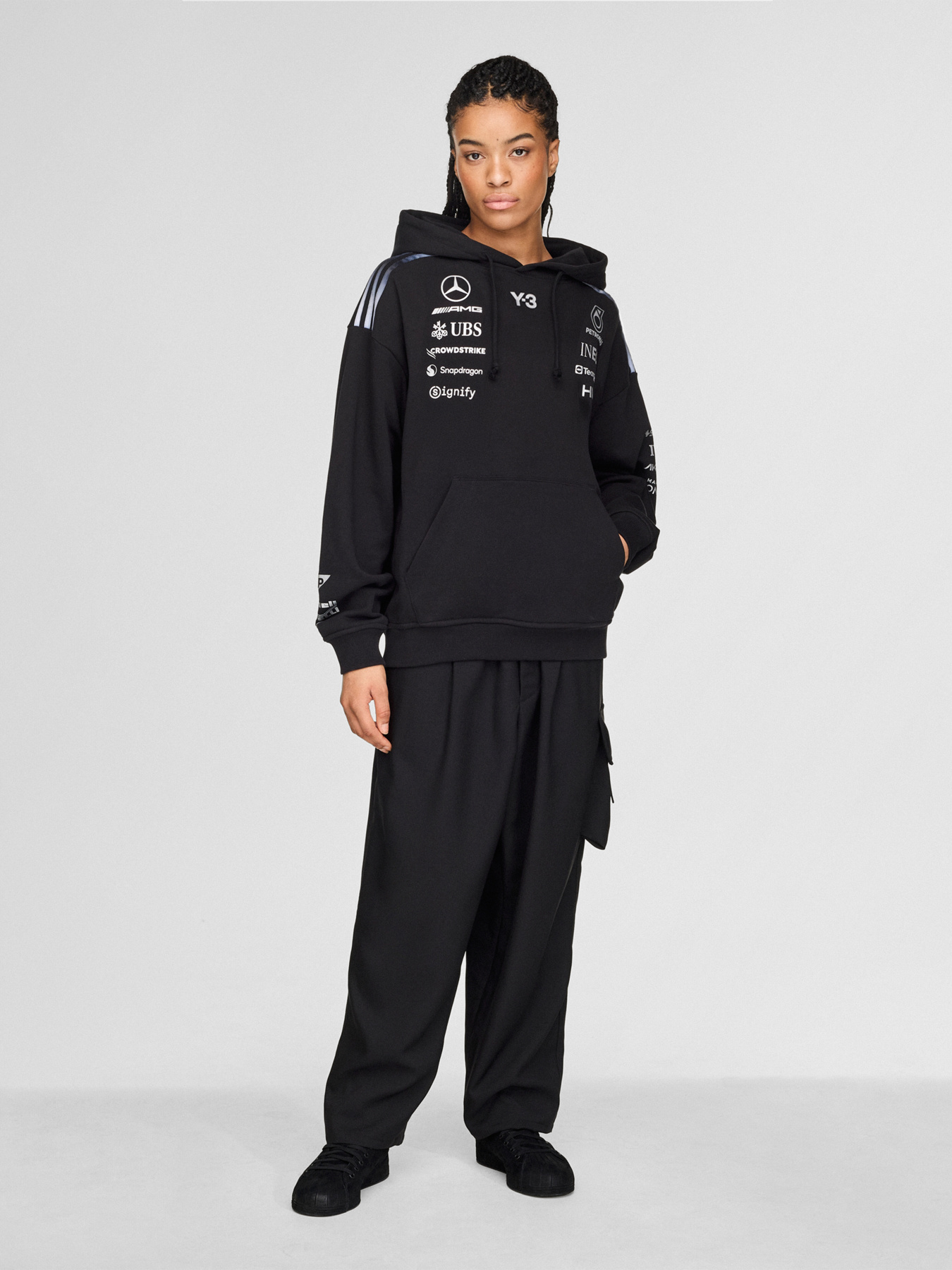 Худи и свитшоты Adidas модель KR2392 Худи и свитшоты Adidas модель KR2392 Фото
