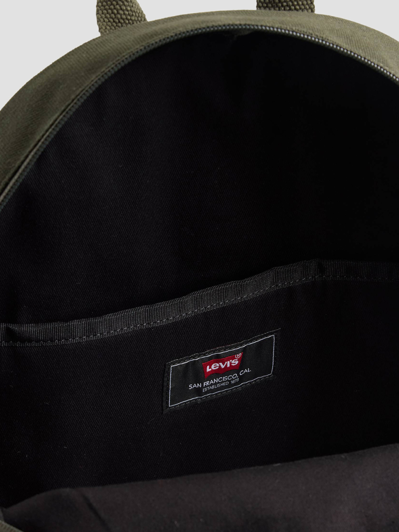 Рюкзаки Levi's модель 004C3;0005 Рюкзаки Levi's модель 004C3;0005 Фото