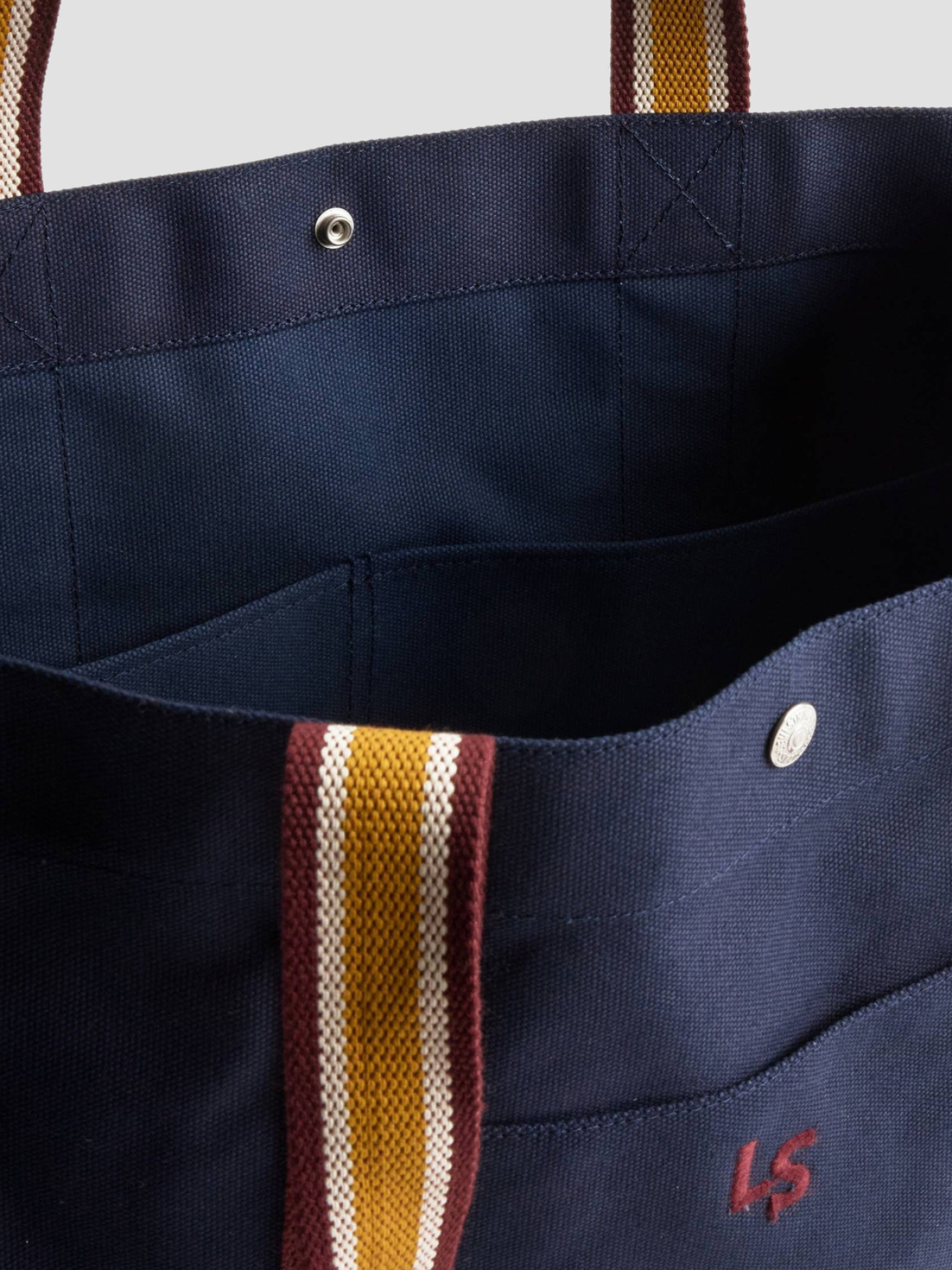 Сумки Levi's модель 004CF;0000 Сумки Levi's модель 004CF;0000 Фото