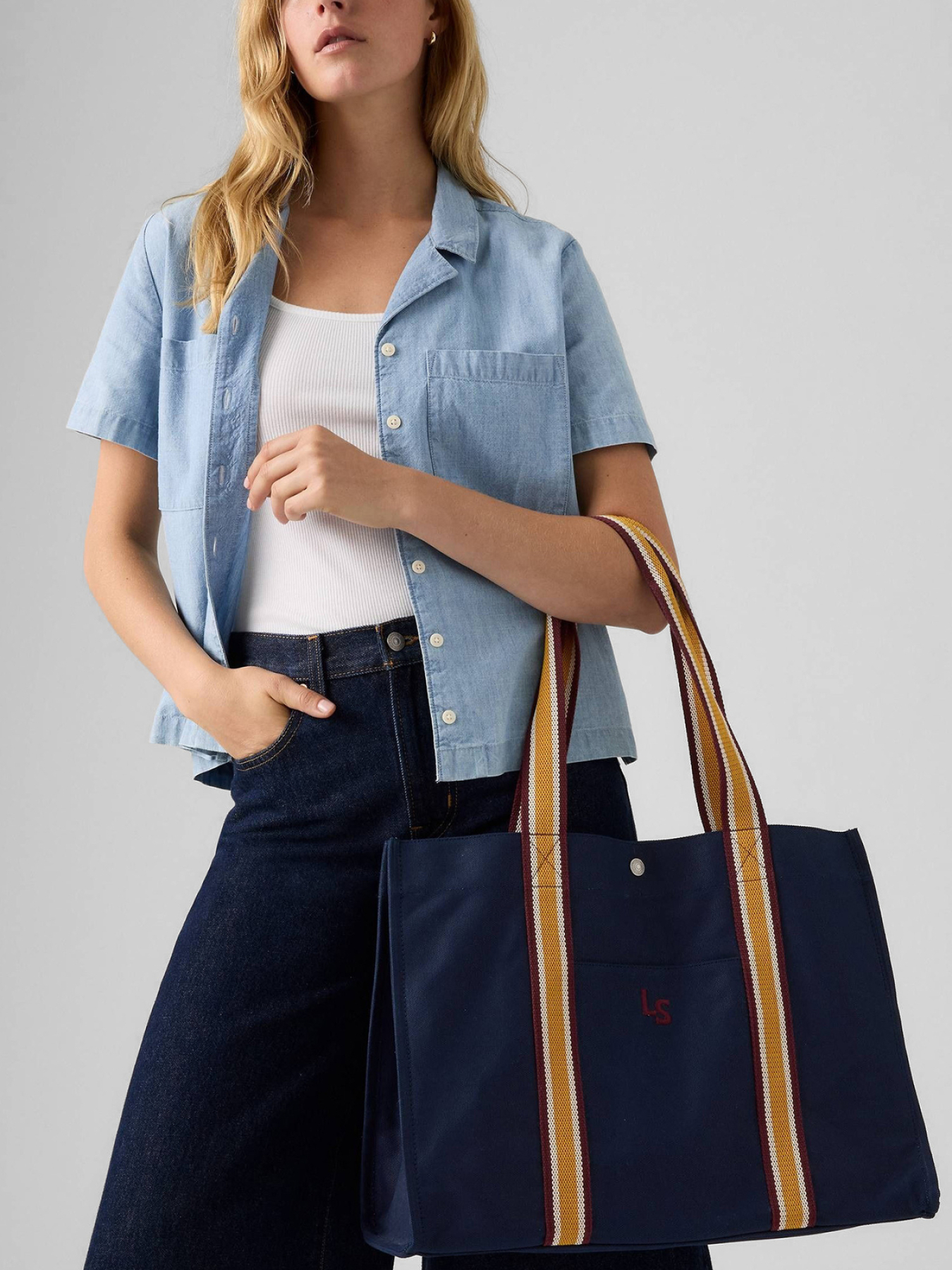 Сумки Levi's модель 004CF;0000 Сумки Levi's модель 004CF;0000 Фото