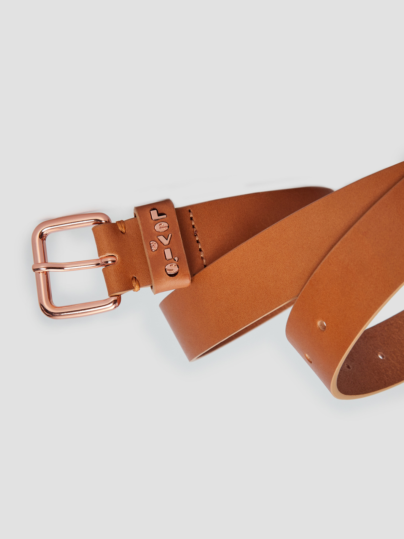 Ремни Levi's модель 228954;104.98 Фото