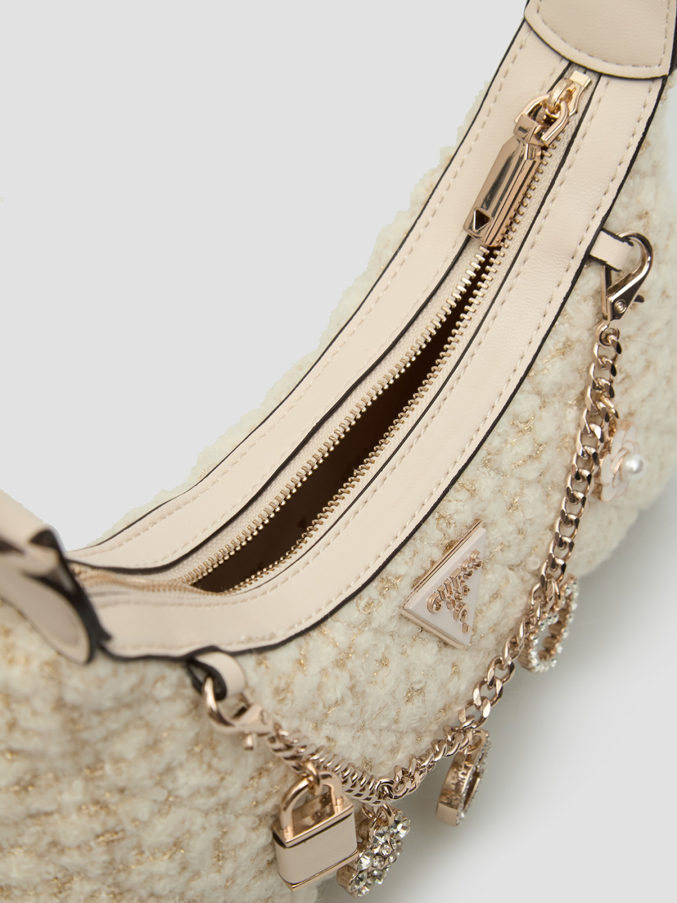 Сумки GUESS модель HWAT86.79180;IVO Сумки GUESS модель HWAT86.79180;IVO Фото