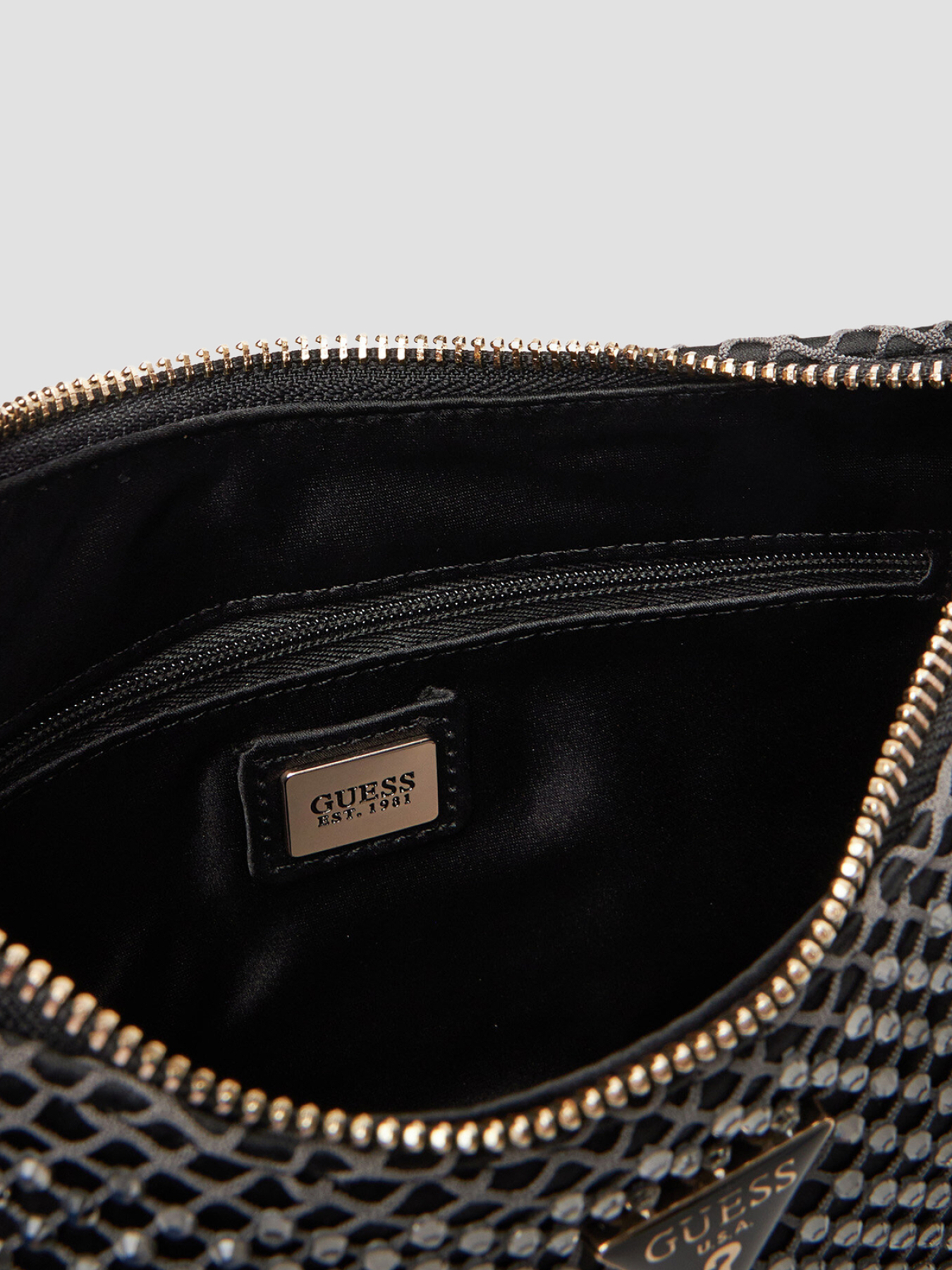 Сумки GUESS модель HWCE93.50170;PEW Сумки GUESS модель HWCE93.50170;PEW Фото