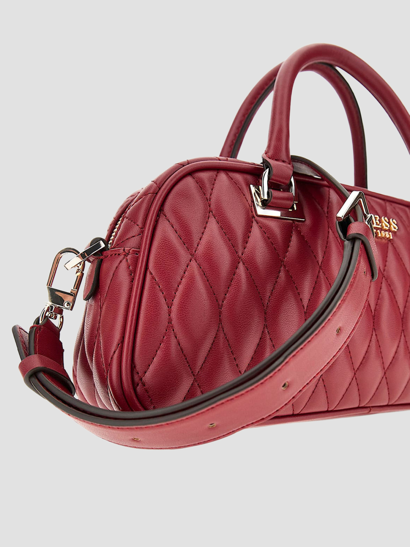 Сумки GUESS модель HWQG81.22050;RED Сумки GUESS модель HWQG81.22050;RED Фото