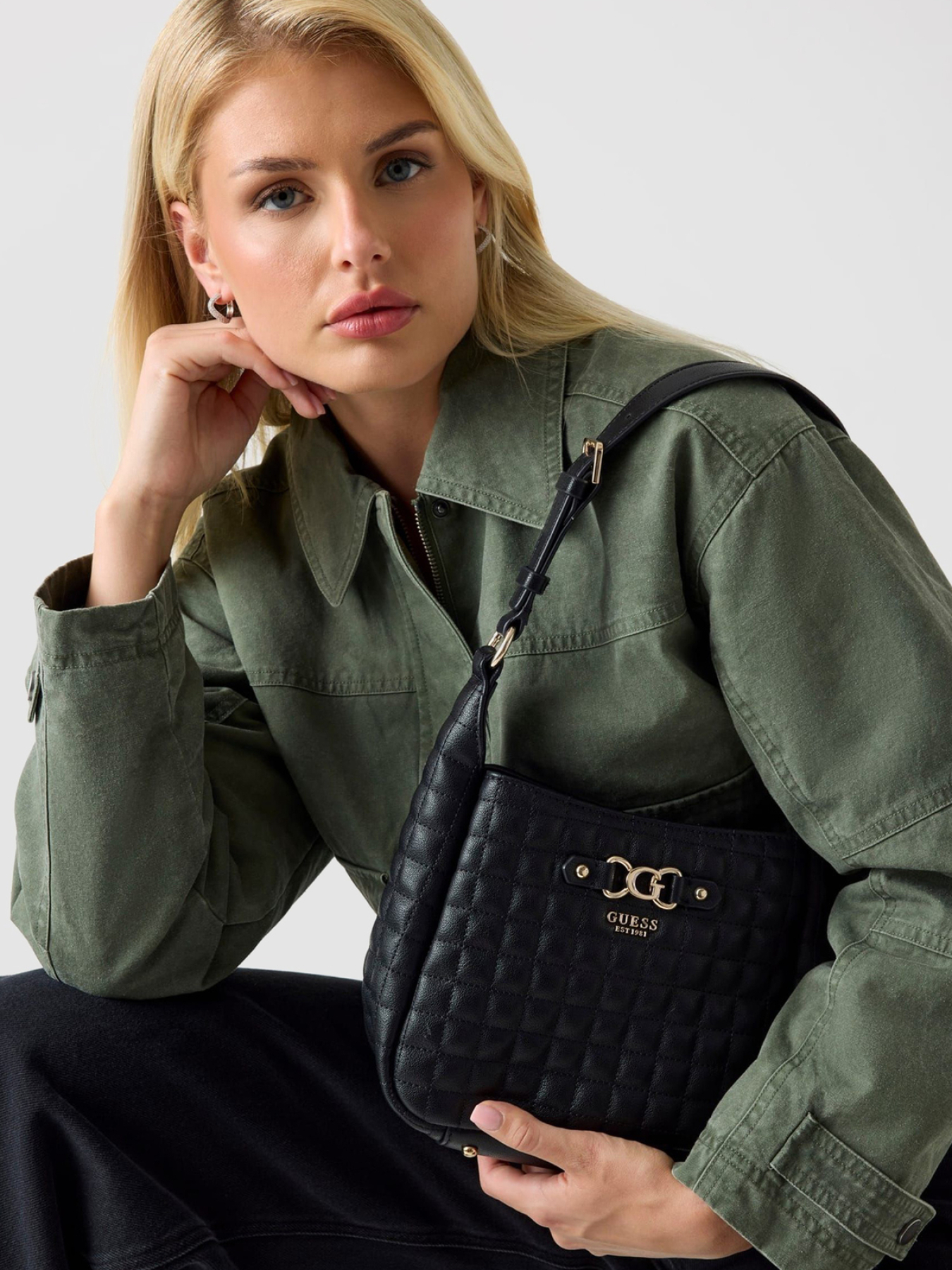 Сумки GUESS модель HWQG84.24010;BLA Фото