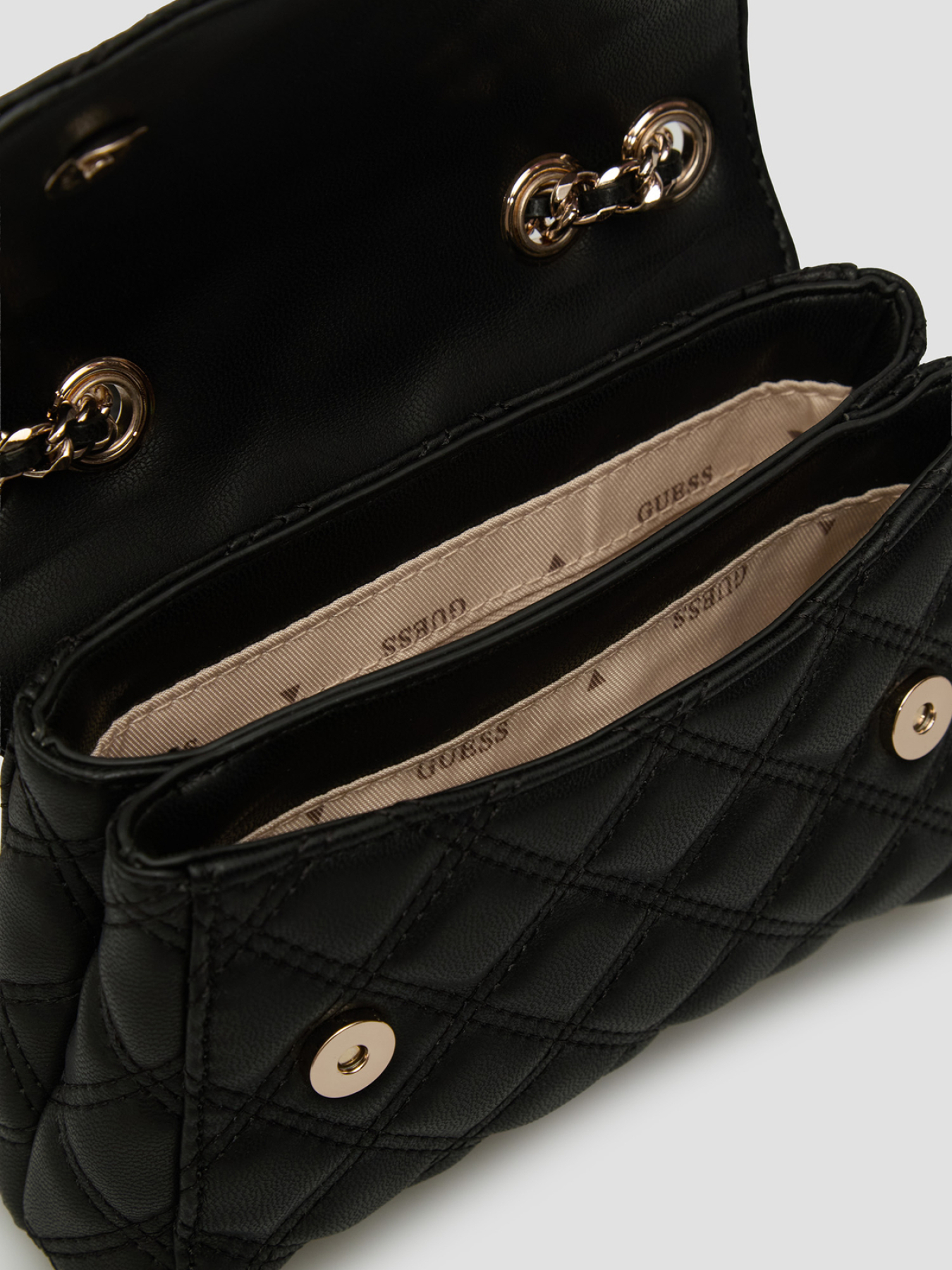 Сумки GUESS модель HWQG96.73740;BLA Сумки GUESS модель HWQG96.73740;BLA Фото
