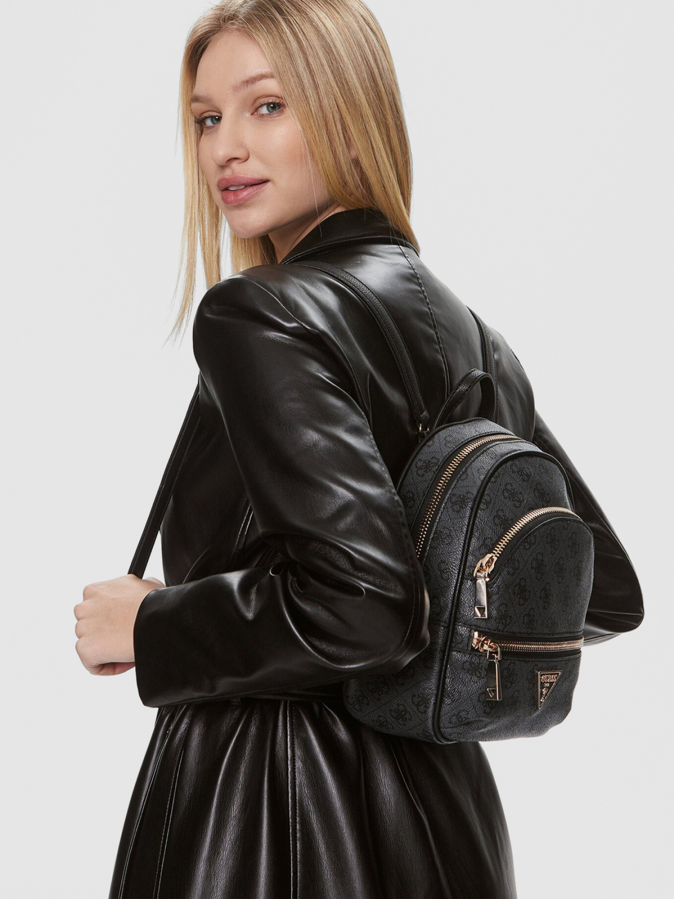 Рюкзаки GUESS модель HWSG69.94320;CLO Рюкзаки GUESS модель HWSG69.94320;CLO Фото