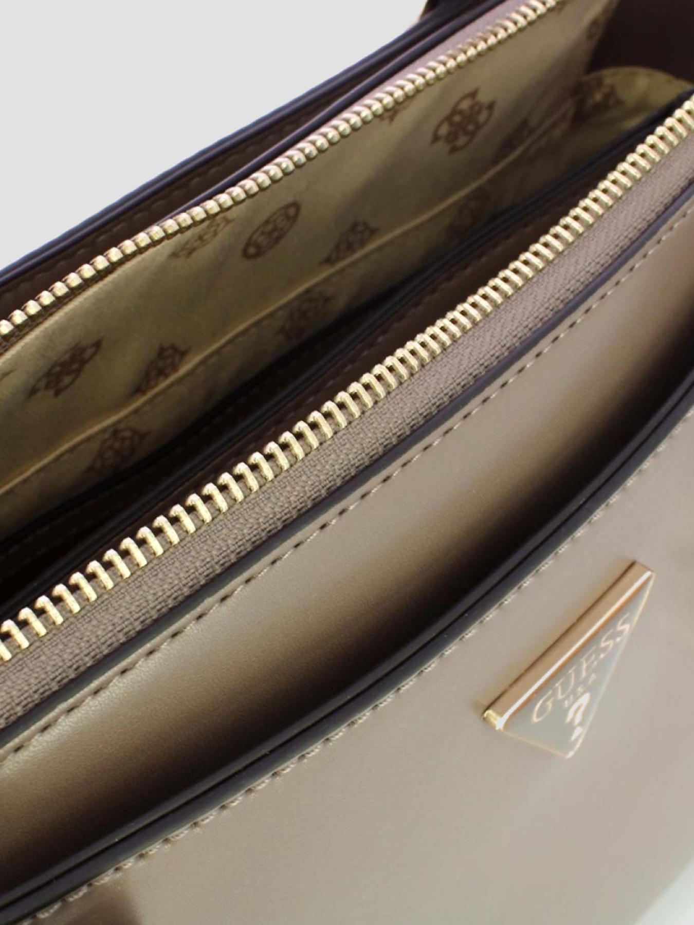 Сумки GUESS модель HWVG94.93060;DRT Фото