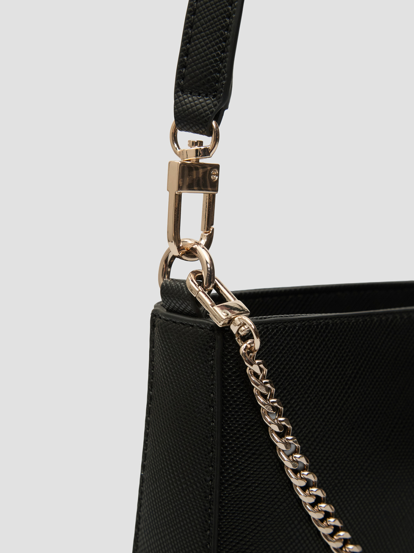 Сумки GUESS модель HWZG96.72720;BLA Сумки GUESS модель HWZG96.72720;BLA Фото