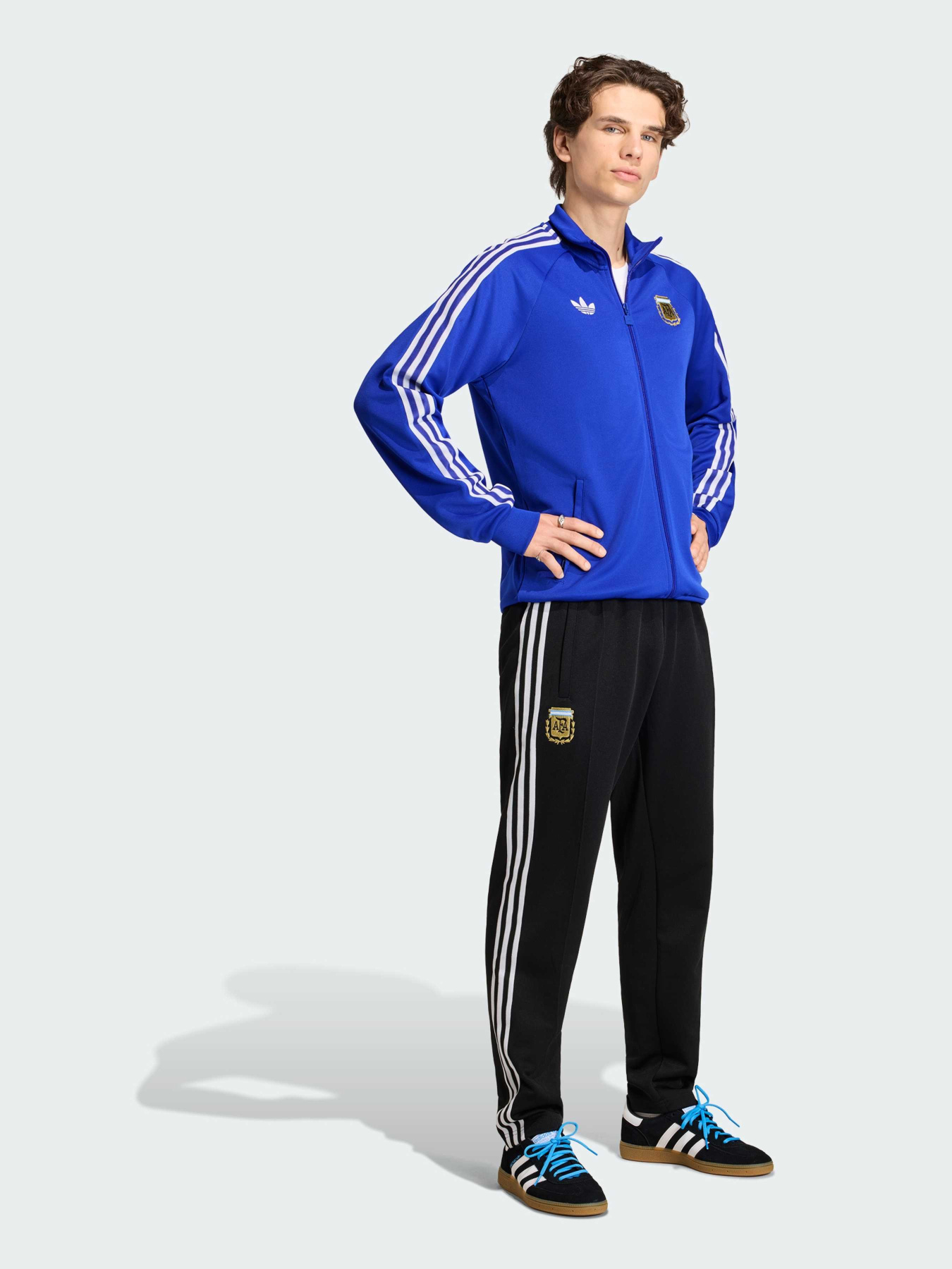 Брюки Adidas модель JZ6306 Брюки Adidas модель JZ6306 Фото
