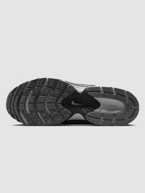 Кросівки NIKE V5 Rnr Se Grey модель IM6769-068 Фото
