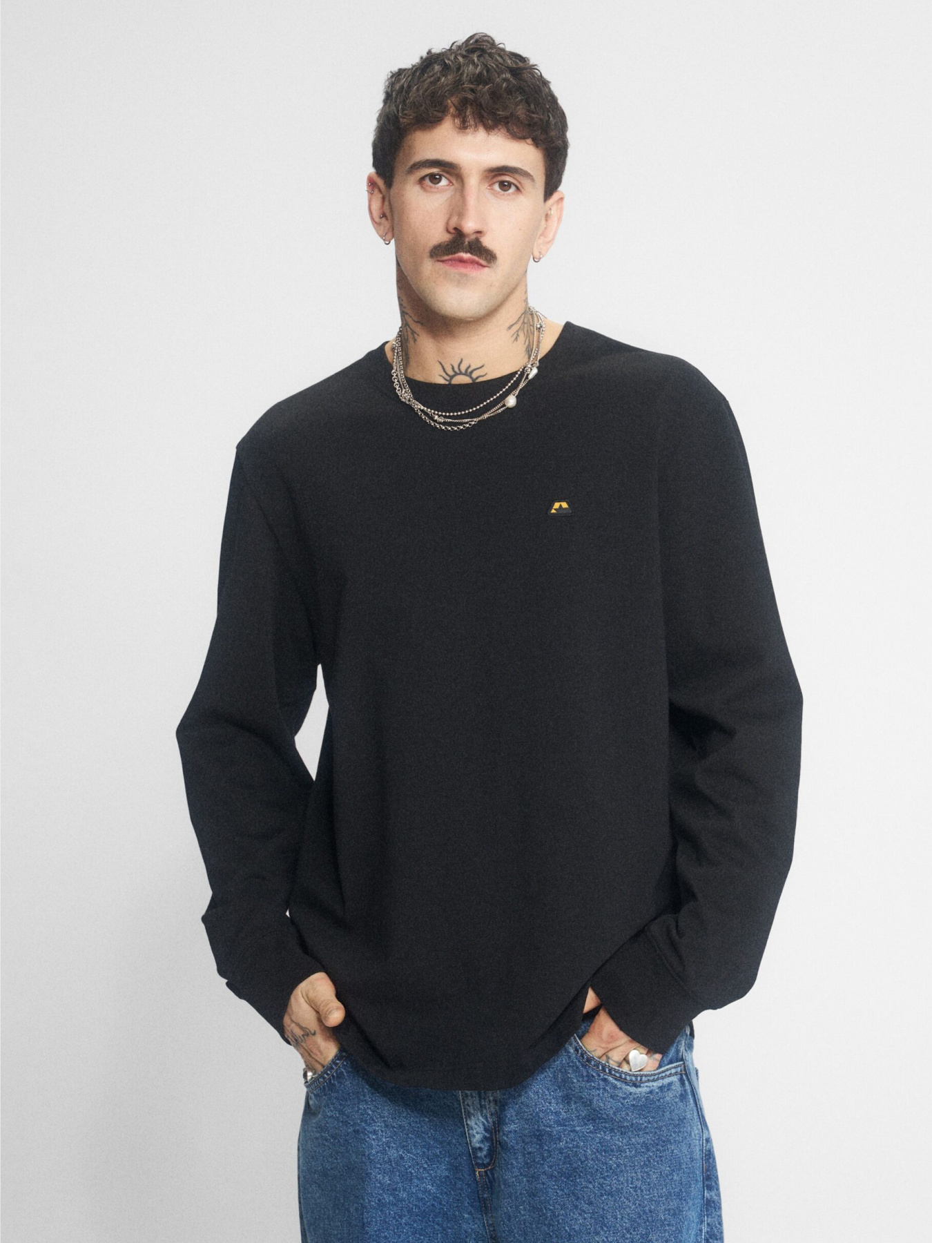 Худі та світшоти DIVERSE Cltn Sk8 Lg модель 10049013 Худі та світшоти DIVERSE Cltn Sk8 Lg модель 10049013 Фото