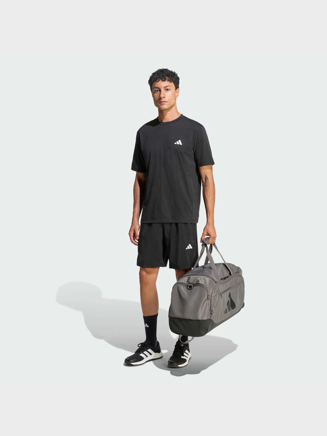 Шорты Adidas Adidas Essentials модель KA3549 Фото