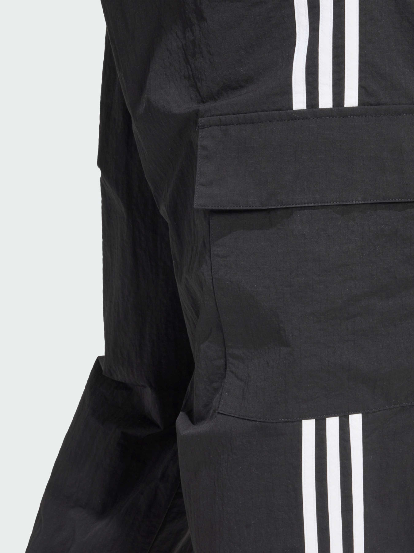Штани Adidas Adicolor модель KE2927 Штани Adidas Adicolor модель KE2927 Фото