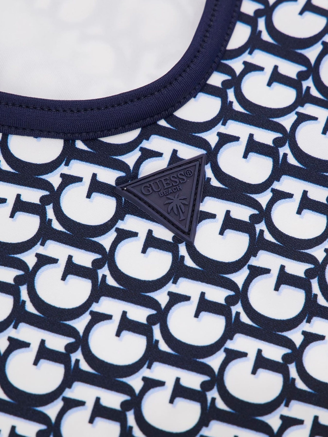 Одяг для пляжу GUESS модель E4GJ34.MC04R;P7NP Фото