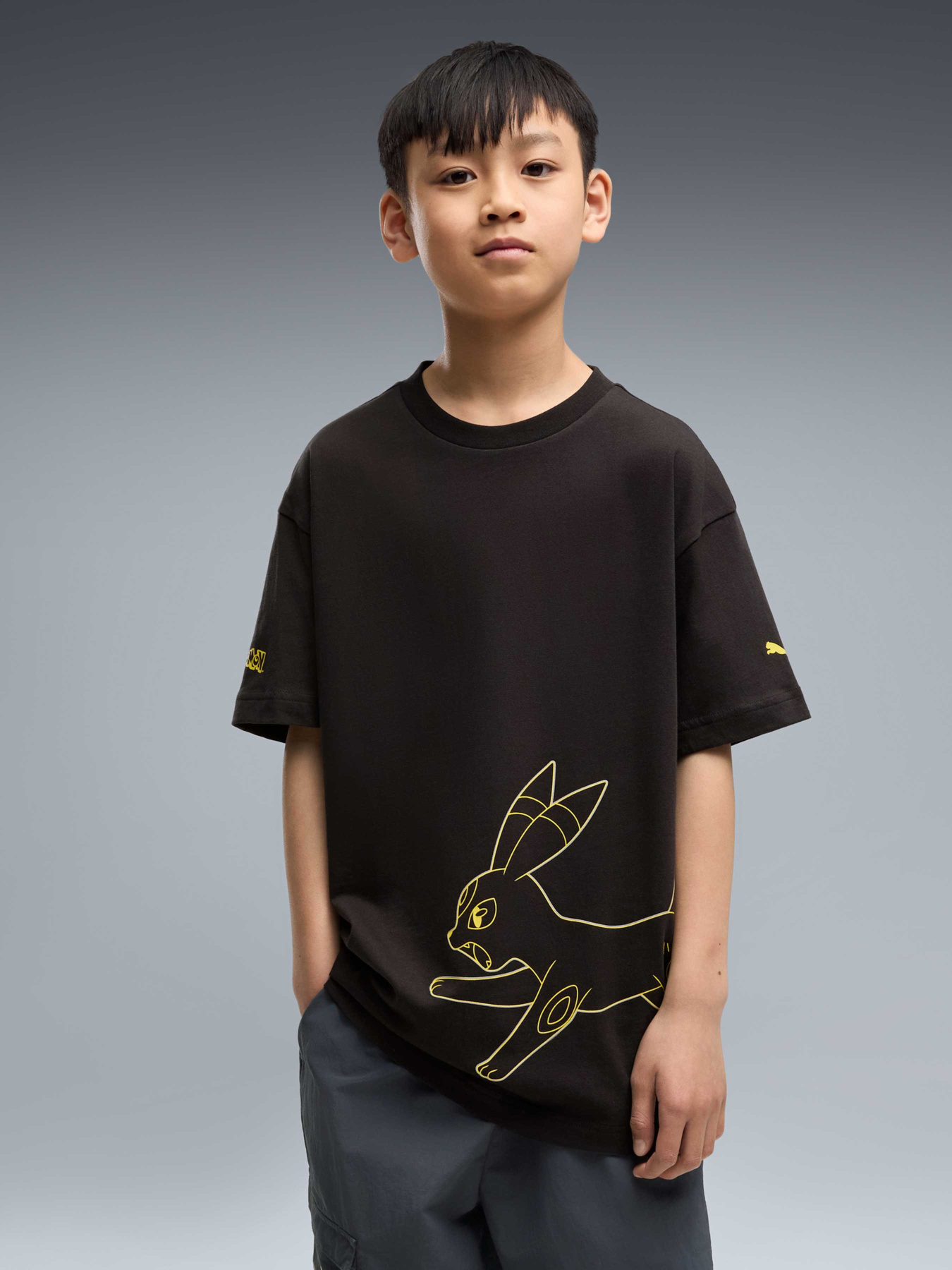 Футболки і поло PUMA x Pokemon Graphic Tee модель 634944 Фото