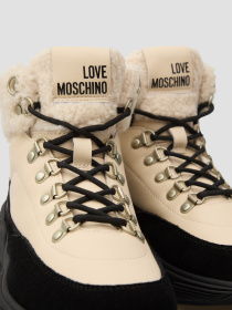 Черевики та чоботи Moschino модель JA15356G0N.IAM;10B Фото