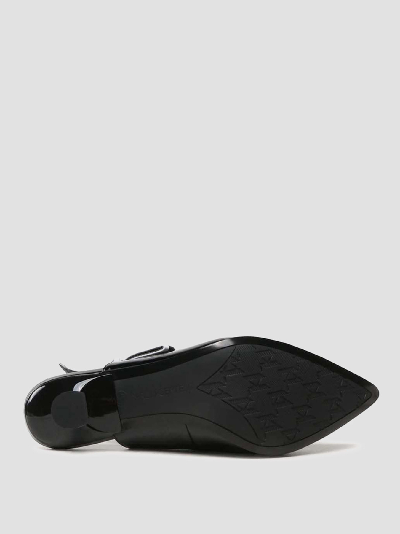Туфли и лоферы Karl Lagerfeld модель KL32708A;1BP Туфли и лоферы Karl Lagerfeld модель KL32708A;1BP Фото