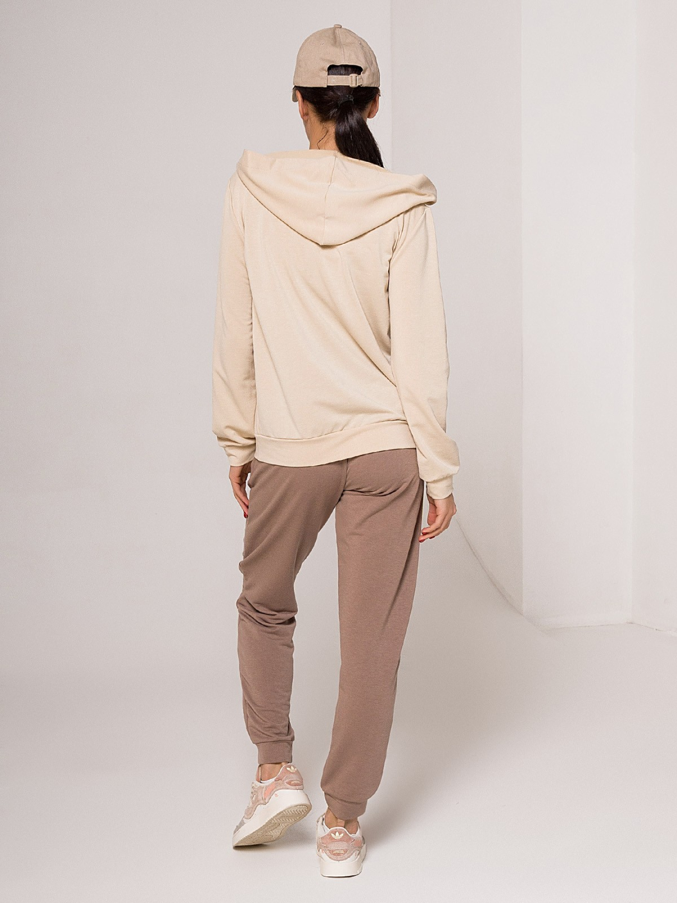 Костюми ISSA Plus модель 13103B_brownbeige Фото