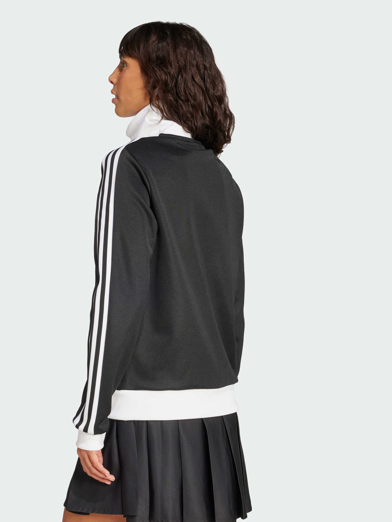 Худи и свитшоты Adidas Adicolor модель HZ3743 Фото