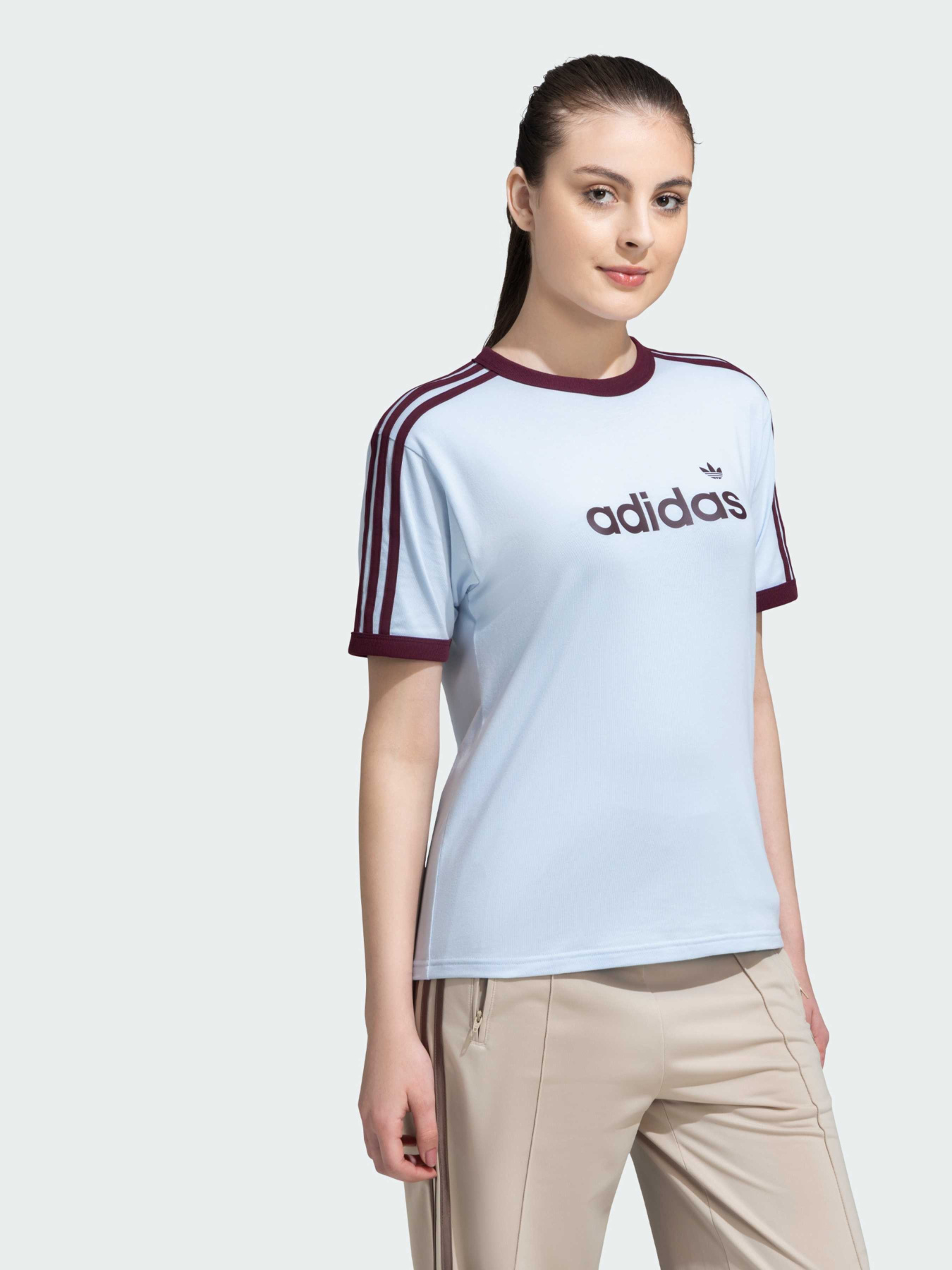 Футболки і поло Adidas Adicolor модель KG3714 Футболки і поло Adidas Adicolor модель KG3714 Фото