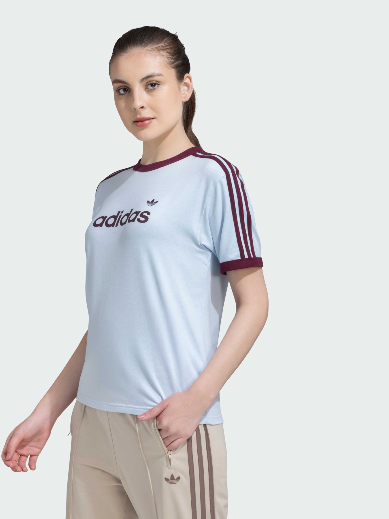 Футболки і поло Adidas Adicolor модель KG3714 Футболки і поло Adidas Adicolor модель KG3714 Фото