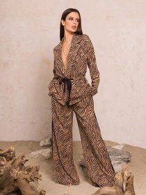Костюмы ISSA Plus модель 13162_brown Фото