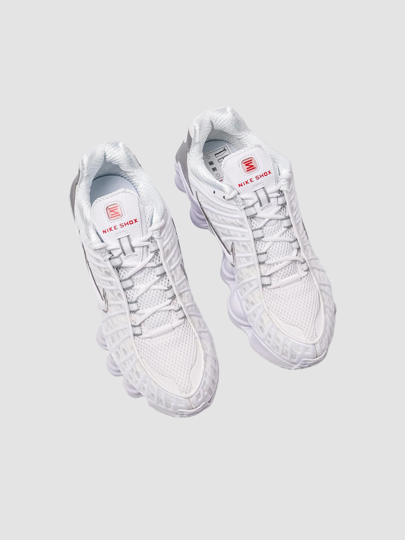 Кроссовки NIKE W Shox Tl White модель AR3566-100 Фото